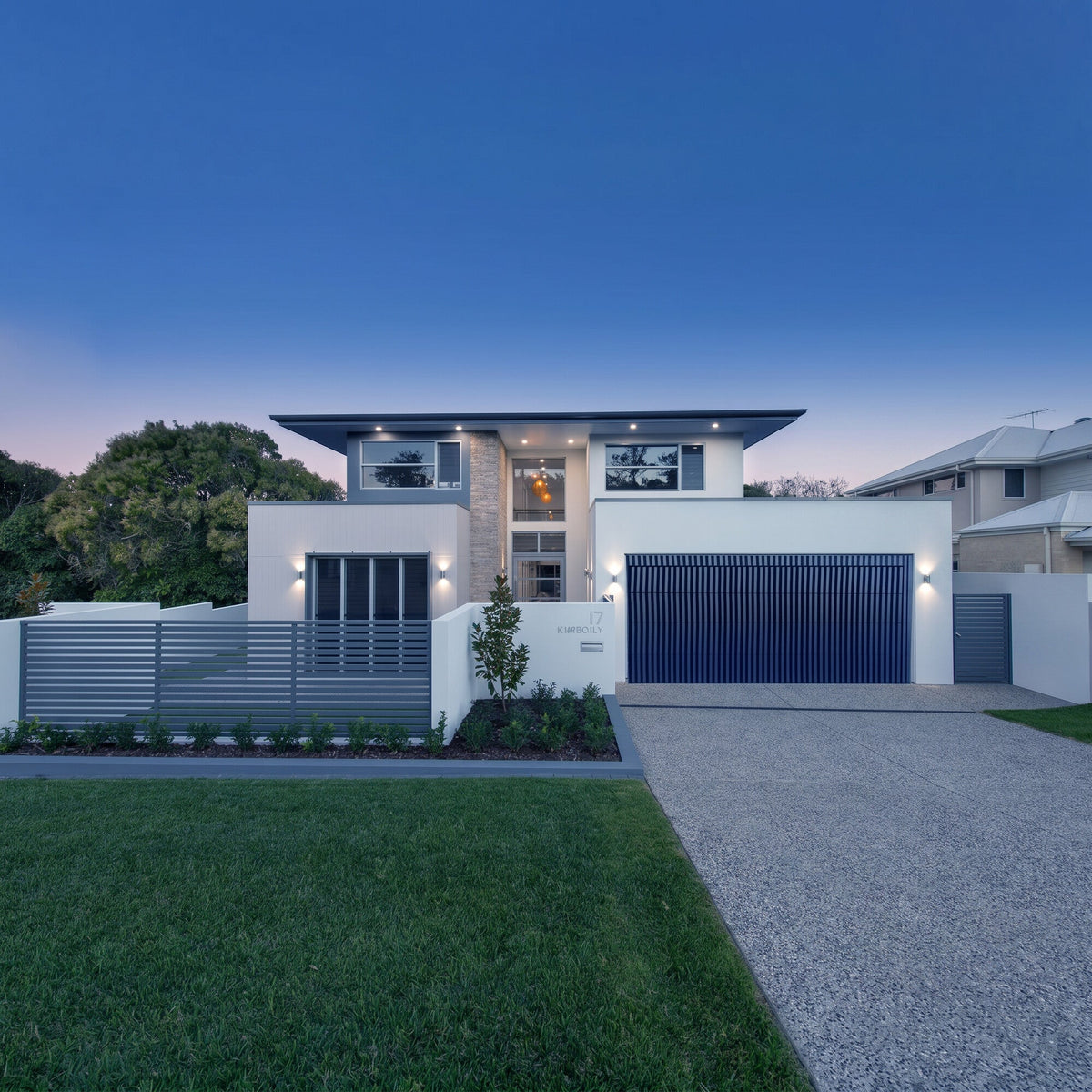 Minimalist Aluminum Slat Garage Door